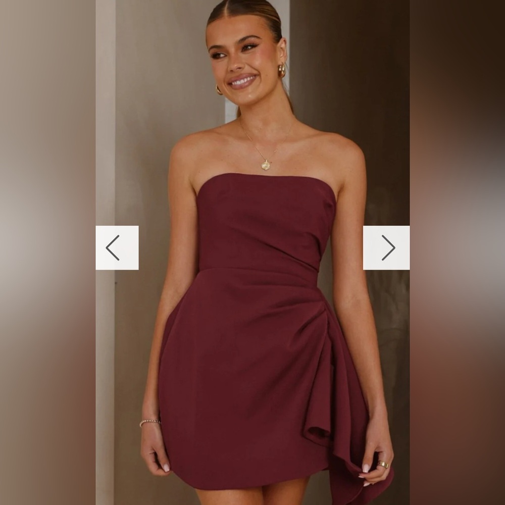 Strapless Wine Homecoming/Mini Formal Dress